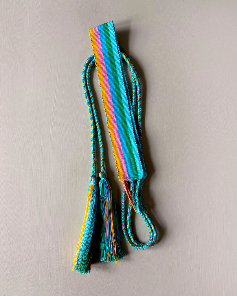GREEN CYAN PINK MANGO