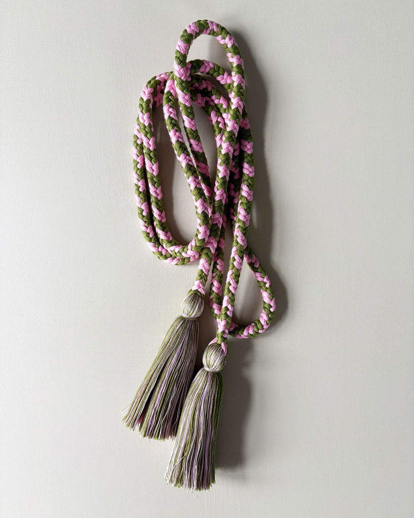 PINK SEAGRASS